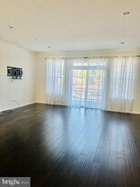 43718 Winterberry Wy in California, MD - Building Photo