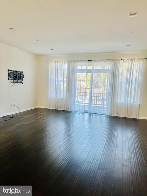 property at 43718 Winterberry Wy