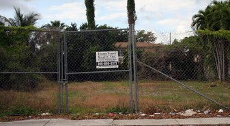 1940 NW 30th St Apartments