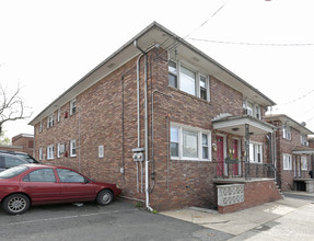 146 Westfield Ave in Clark, NJ - Building Photo - Building Photo