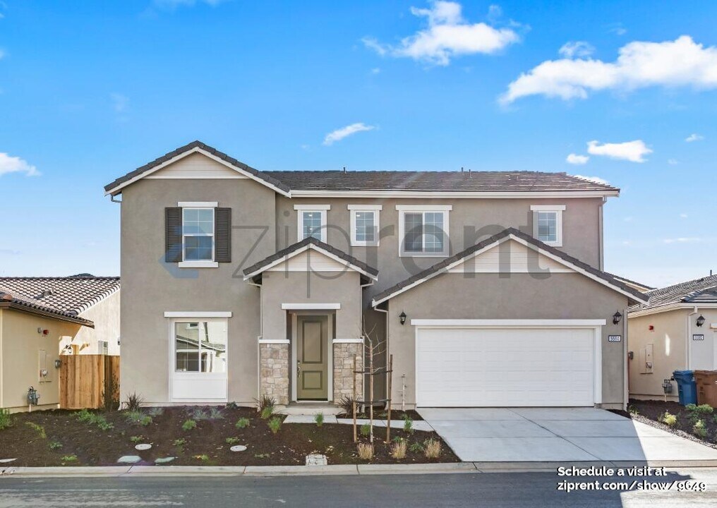 5584 Howell Mountain Ln in Antioch, CA - Building Photo