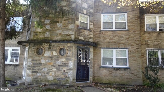property at 6736 Blakemore St