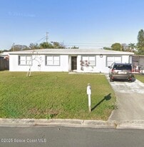 502 Palm Ave in Merritt Island, FL - Building Photo