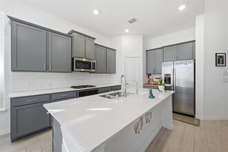 2121 Esher Dr in Little Elm, TX - Building Photo - Building Photo