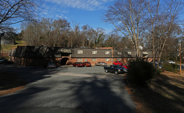 Washington Square Apartments in Concord, NC - Building Photo - Building Photo