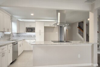 911 Rockwall St in McKinney, TX - Foto de edificio - Building Photo