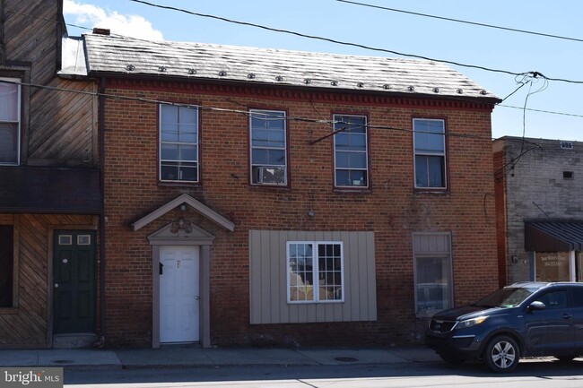 15 Virginia Ave in Petersburg, WV - Building Photo - Building Photo