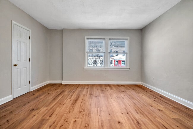property at 1621 E St NE