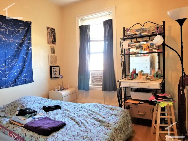 88 Hammond St in Boston, MA - Building Photo - Building Photo