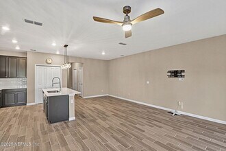 483 Boracay Cir in Saint Johns, FL - Building Photo - Building Photo