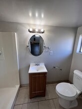 1017 N Ferger Ave in Fresno, CA - Building Photo - Building Photo