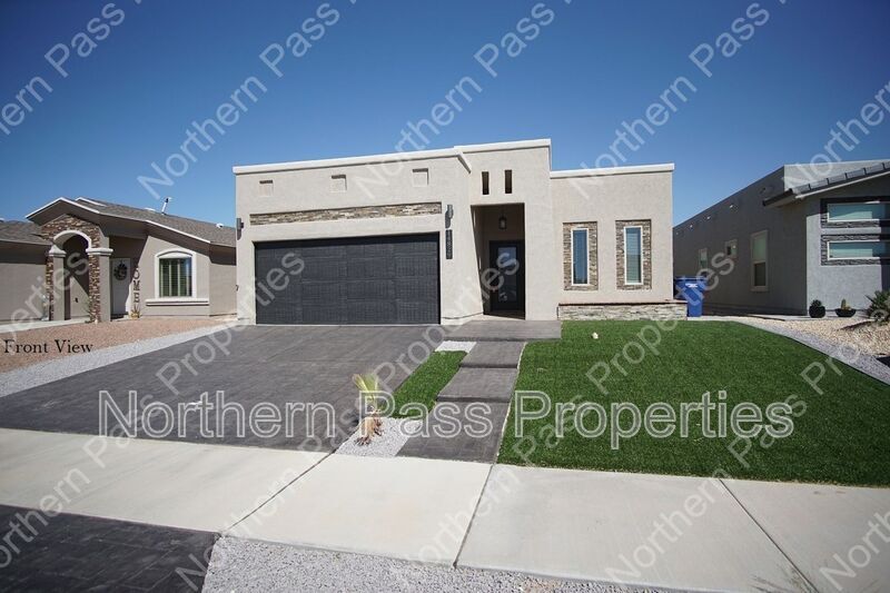 14829 David Latin in El Paso, TX - Building Photo