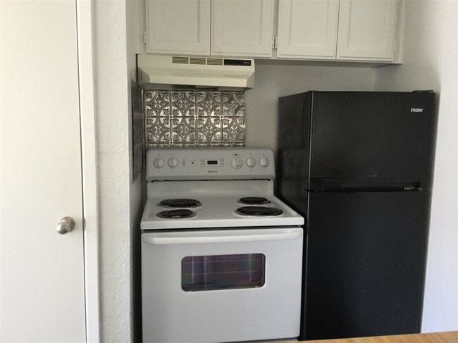 217 Pine Meadow Dr-Unit -D in Kennedale, TX - Building Photo - Building Photo