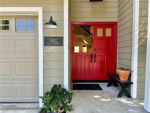 24822 Via San Fernando in Mission Viejo, CA - Building Photo - Building Photo