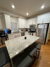 1655 W Wrightwood Ave, Unit 1e in Chicago, IL - Building Photo - Building Photo