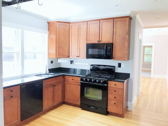 133 Boston Ave, Unit 1