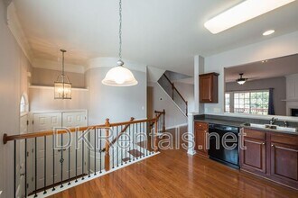 1369 Thornborough Dr in Alpharetta, GA - Building Photo - Building Photo