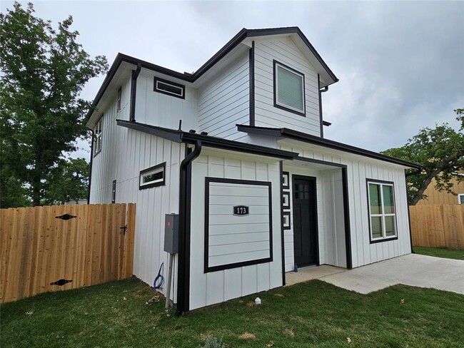 property at 173 Chickasaw