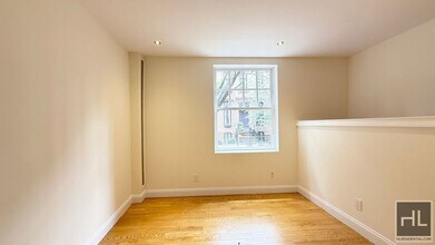 West 11th Street in New York, NY - Building Photo - Building Photo