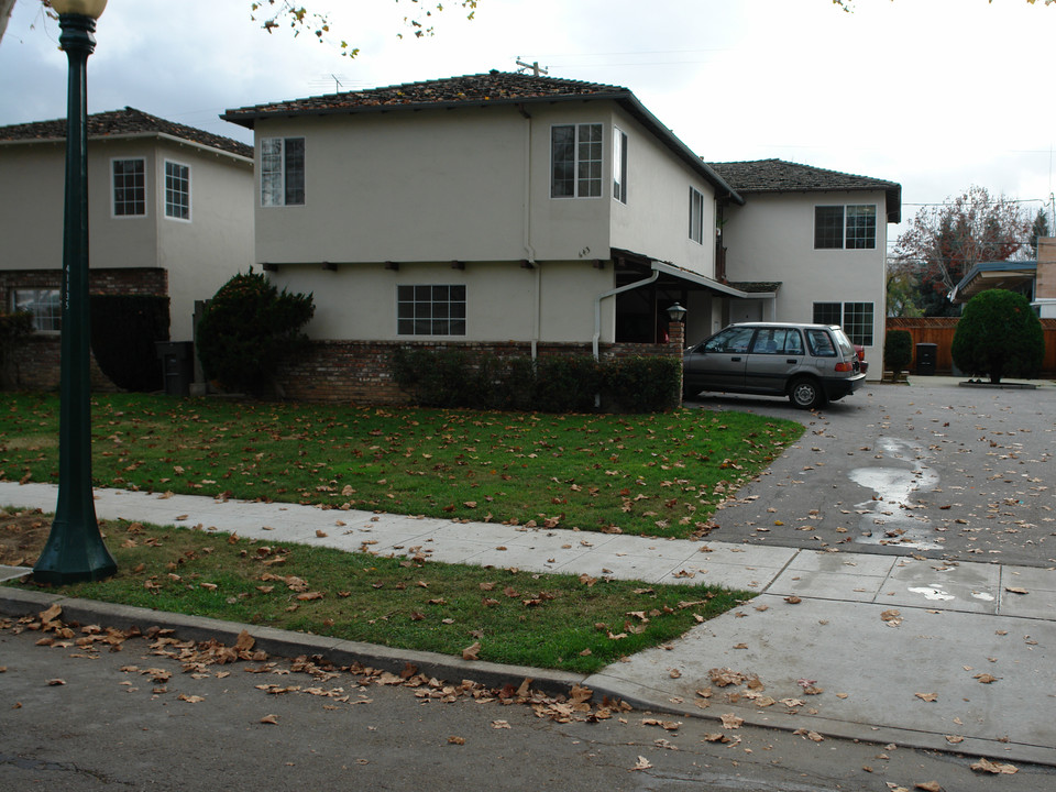 643 Fairmont Ave in Mountain View, CA - Building Photo