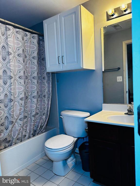 869 Stonefield Square NE in Leesburg, VA - Building Photo - Building Photo