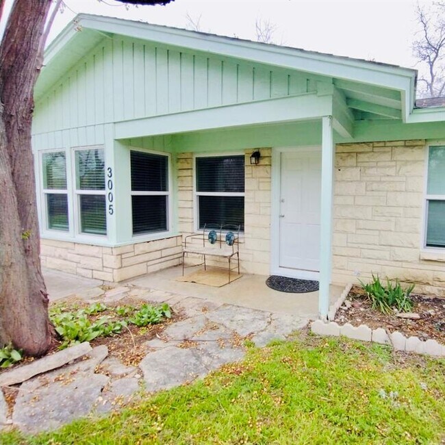 3005 Burning Oak Dr in Austin, TX - Building Photo - Building Photo