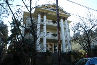 The Clifton Apartments in Portland, OR - Building Photo - Building Photo