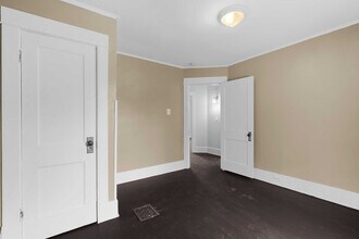 908 Worden St SE in Grand Rapids, MI - Building Photo - Building Photo