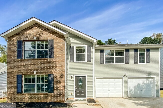 property at 62 Lake Crossing Ct