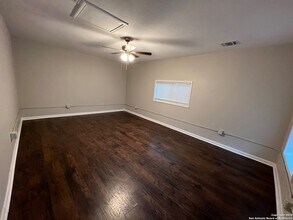 333 E Woodlawn Ave in San Antonio, TX - Building Photo - Building Photo