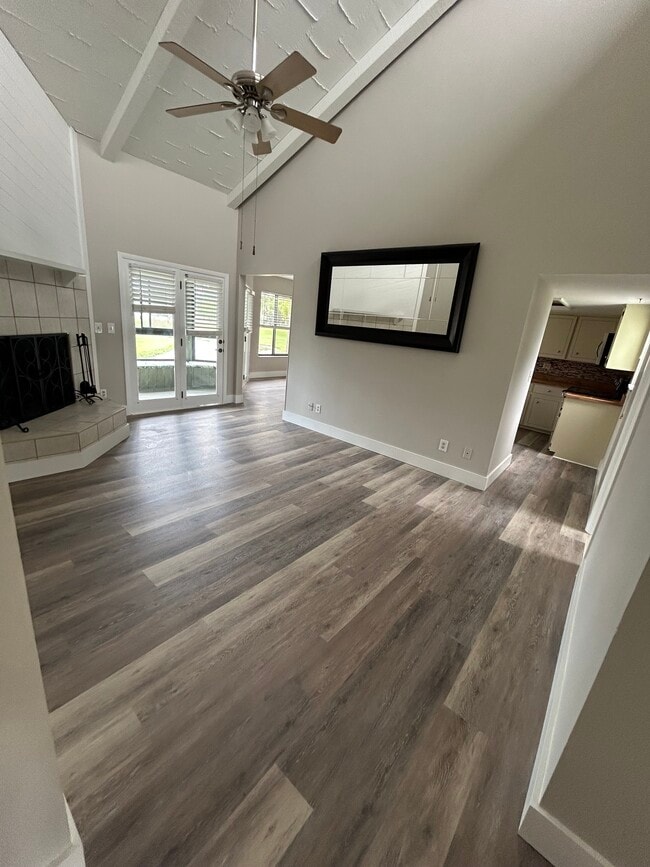 114 Blue Heron Dr in Daytona Beach, FL - Building Photo - Building Photo