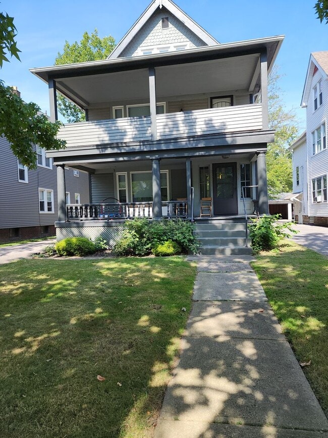 property at 2623 Hampshire Rd