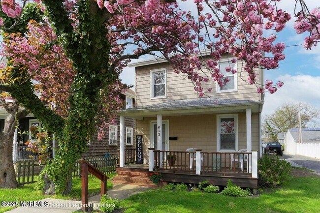 612 W Sylvania Ave in Avon By The Sea, NJ - Building Photo - Building Photo