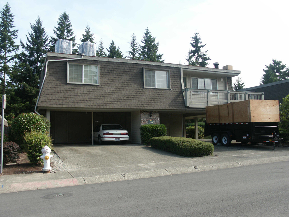 14518 NE 6th Pl in Bellevue, WA - Foto de edificio