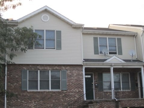 101 Halstead Ave in Harrison, NY - Building Photo
