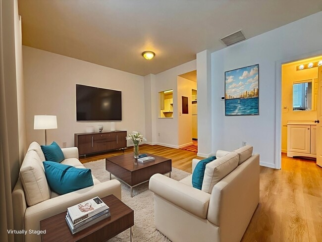 property at 6 S Washington St