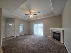 404 Michael's Ct in Junction City, KS - Building Photo - Building Photo