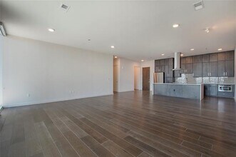 6911 Cowboys Way in Frisco, TX - Building Photo - Building Photo