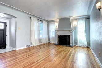 1150 E Amherst Ave in Englewood, CO - Building Photo - Building Photo