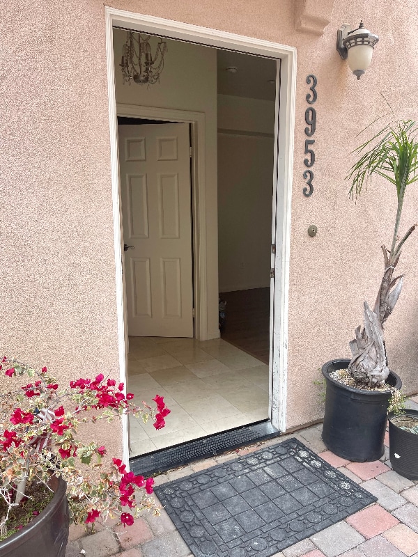 3953 Riviera Dr in San Diego, CA - Building Photo - Building Photo