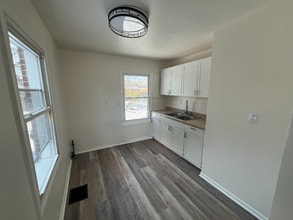 721 Winston Dr in Fairborn, OH - Building Photo - Building Photo