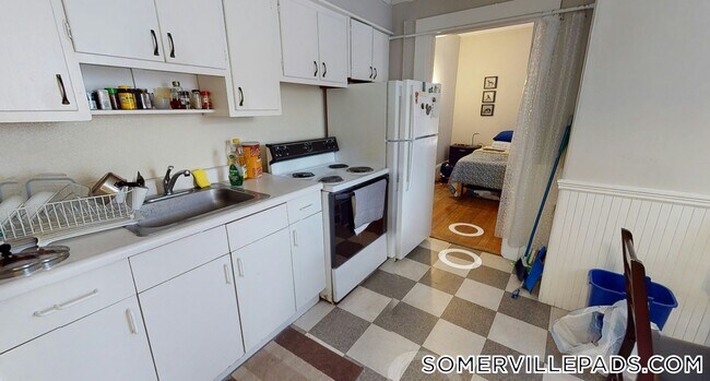 property at 8 A Forest St