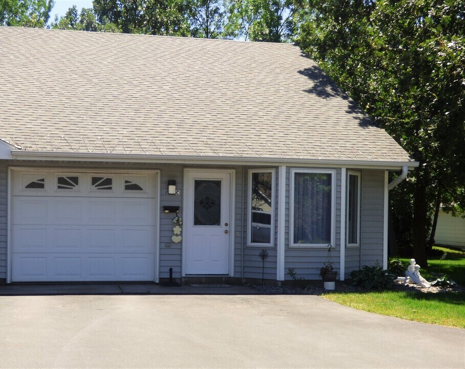 810 6th Ave NE in Buffalo, MN - Building Photo