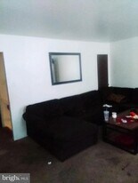 26 Deedre Ln in Glassboro, NJ - Building Photo