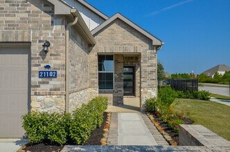 21102 Armstrong County Dr in Cypress, TX - Building Photo - Building Photo