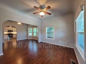 3140 Martin Luther King Jr Blvd in Sacramento, CA - Building Photo - Building Photo