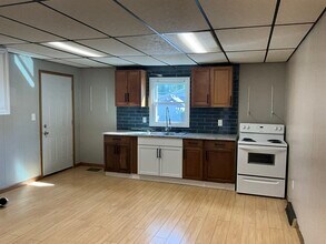 233 Scioto St, Unit B in Urbana, OH - Building Photo - Building Photo