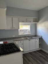 1904 Common St, Unit 1904 Common St Apt 2 in Houston, TX - Foto de edificio - Building Photo