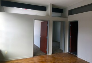 Cascade Lofts in Akron, OH - Building Photo - Interior Photo