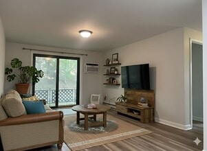 19 Maple St in Amesbury, MA - Building Photo - Building Photo